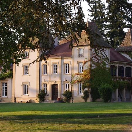 Domaine Des Grands Cedres Bed & Breakfast Cordelle Exterior foto