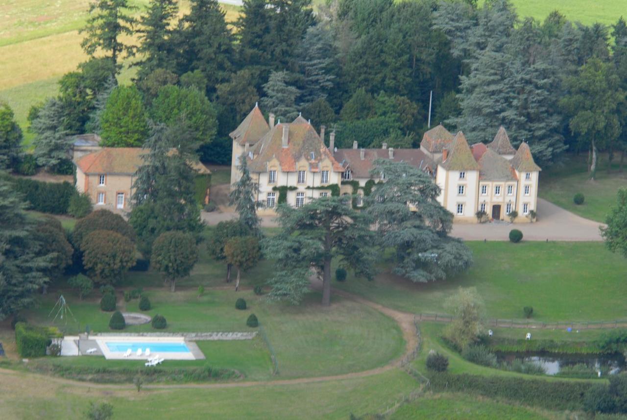 Domaine Des Grands Cedres Bed & Breakfast Cordelle Exterior foto